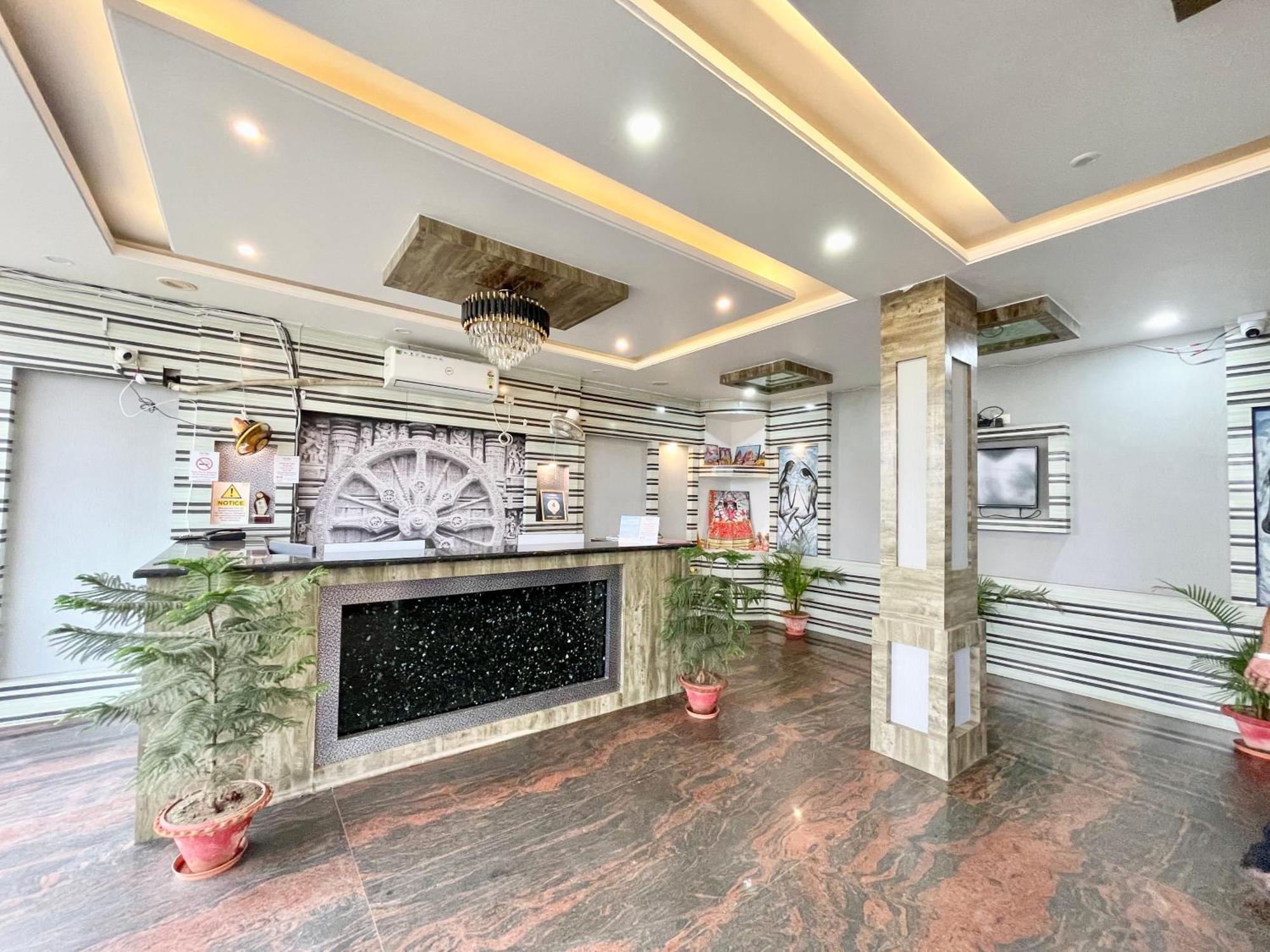 Hotel Trends In 普里 外观 照片