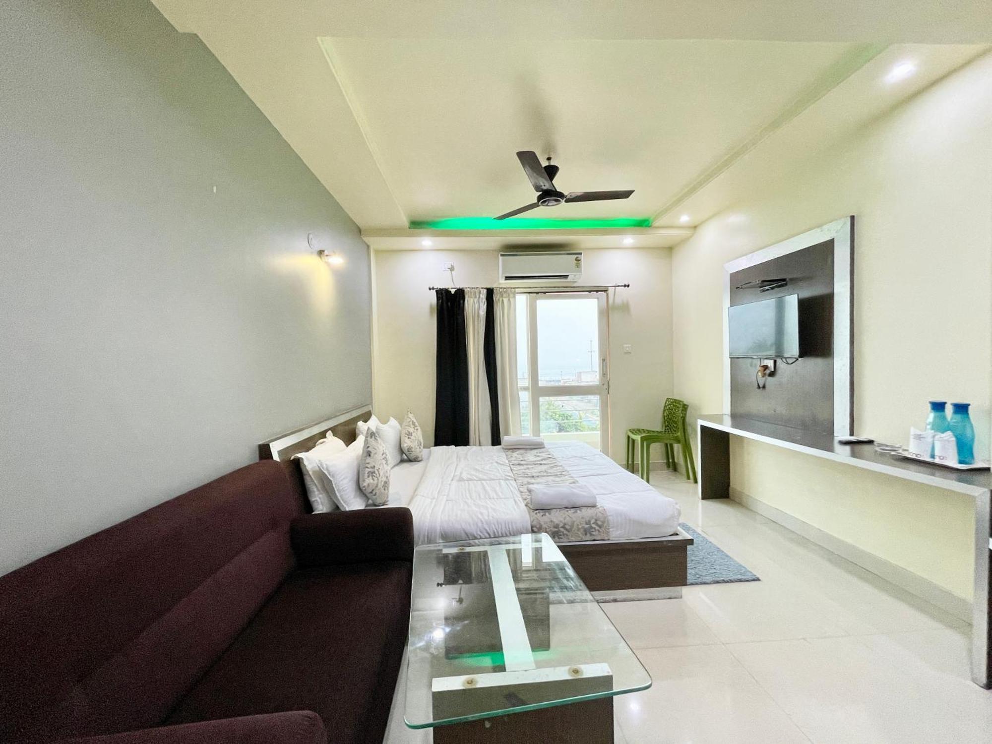 Hotel Trends In 普里 外观 照片