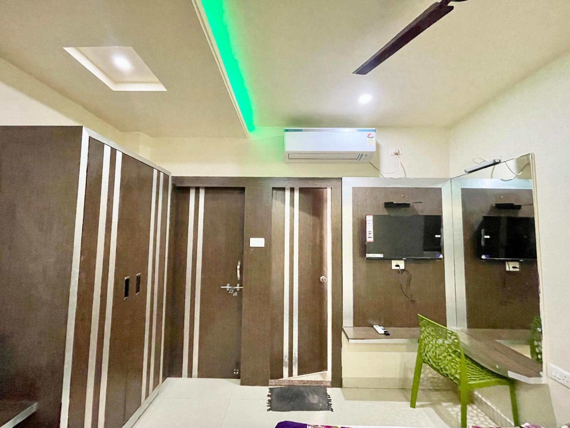Hotel Trends In 普里 外观 照片