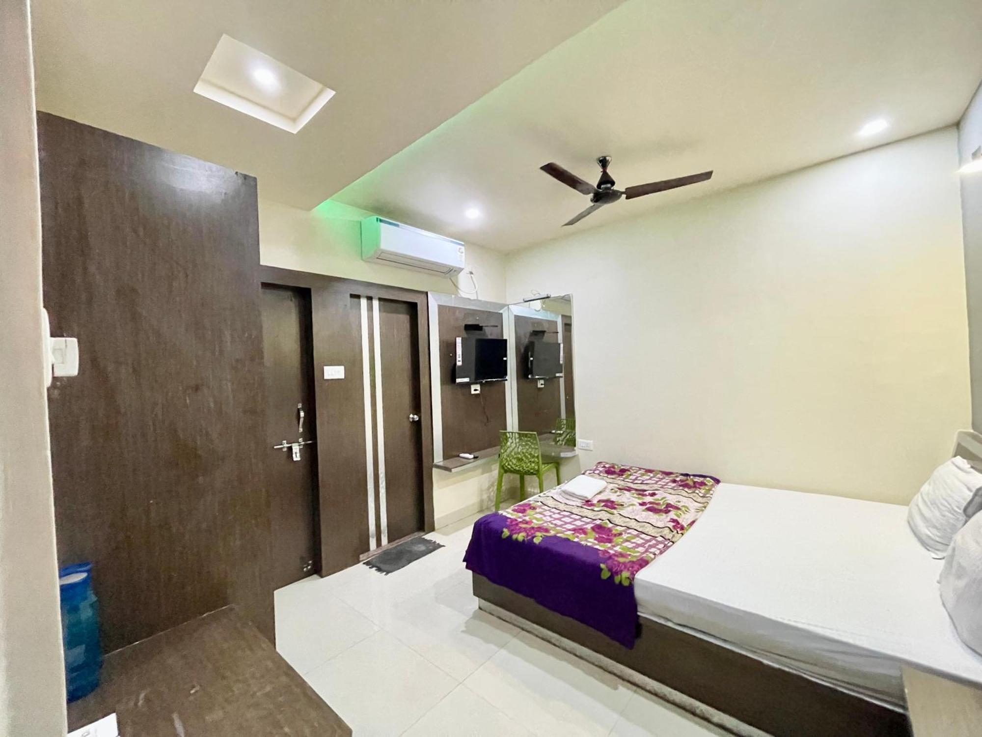 Hotel Trends In 普里 外观 照片