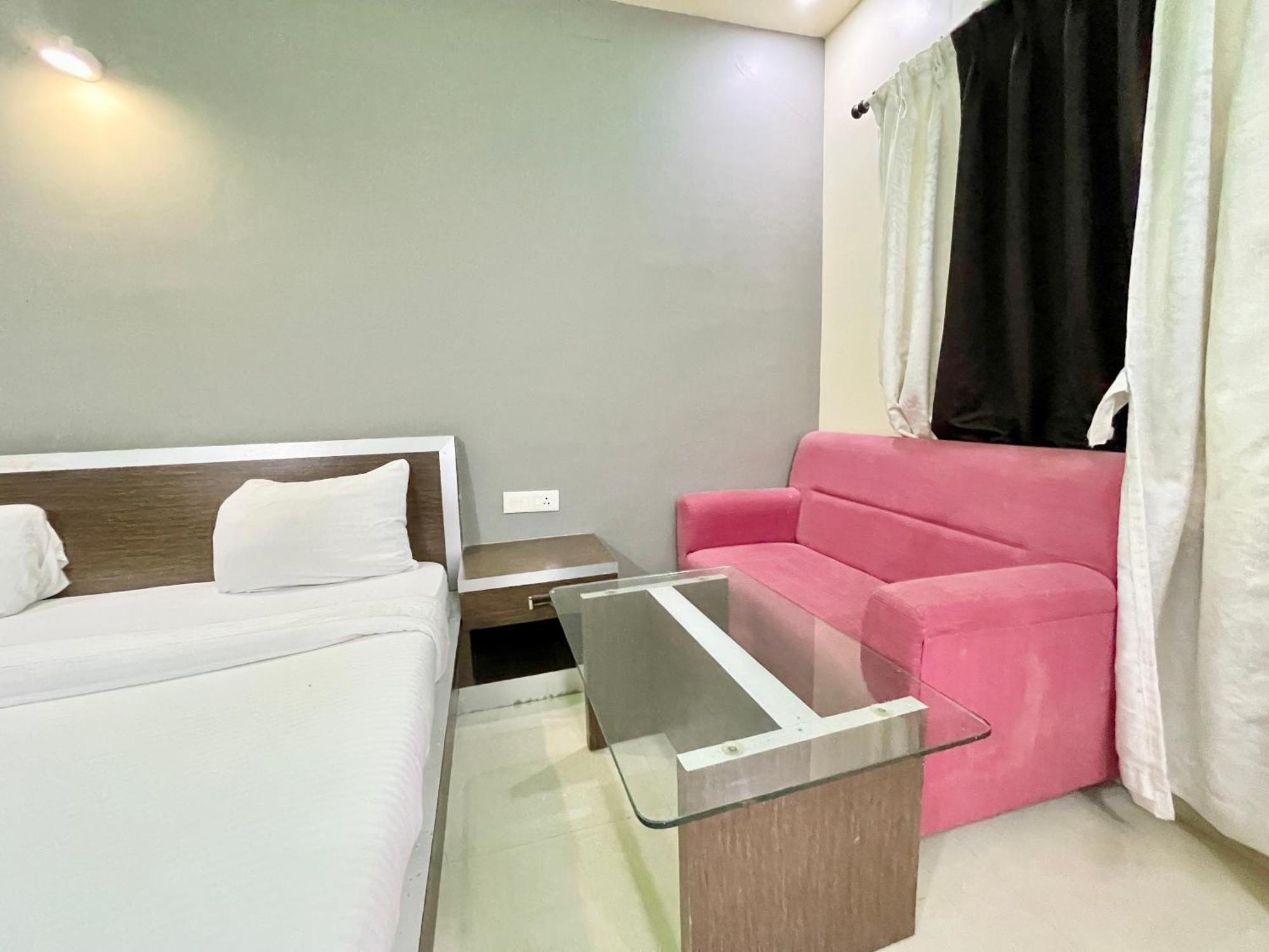Hotel Trends In 普里 外观 照片