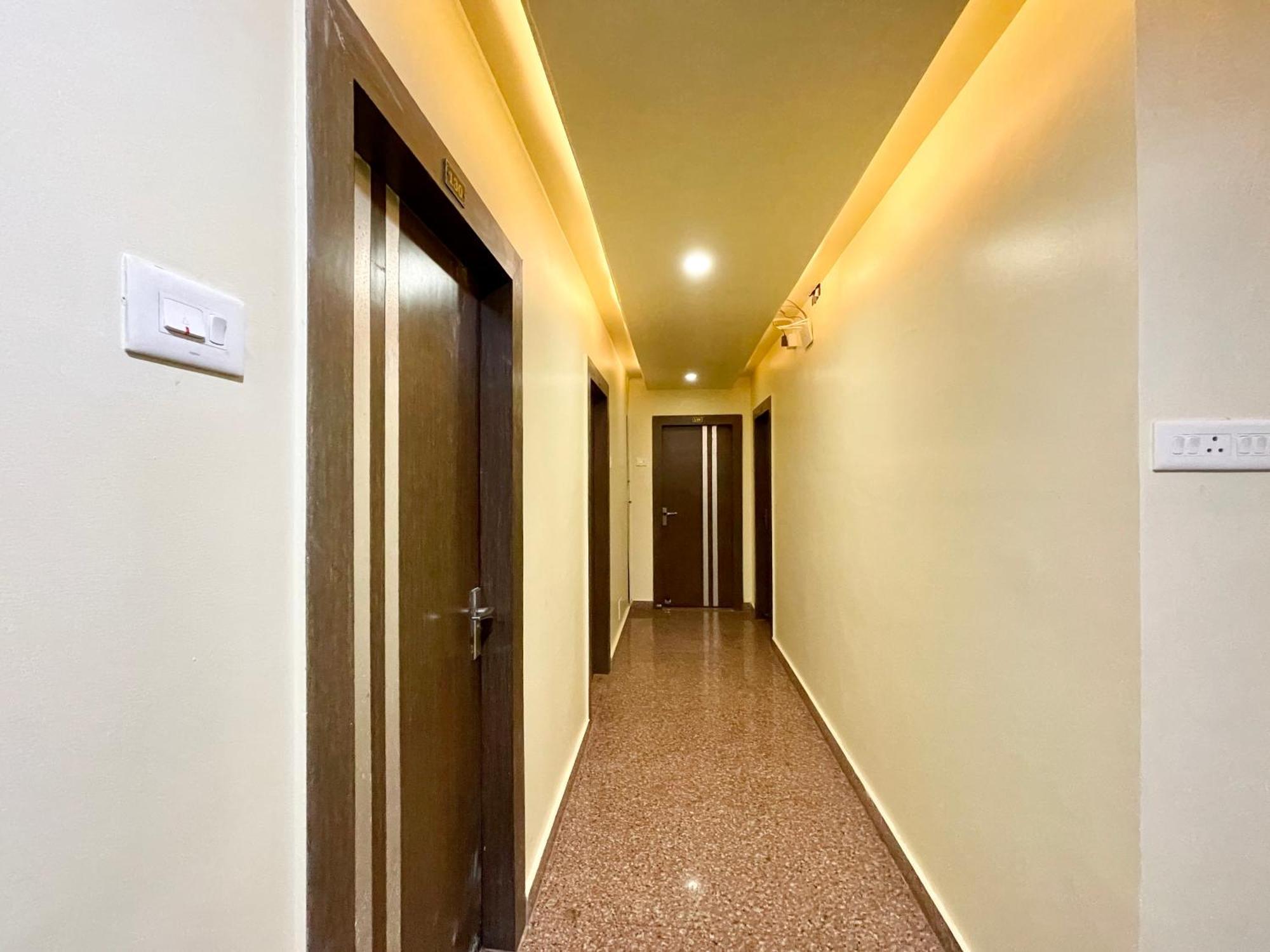 Hotel Trends In 普里 外观 照片