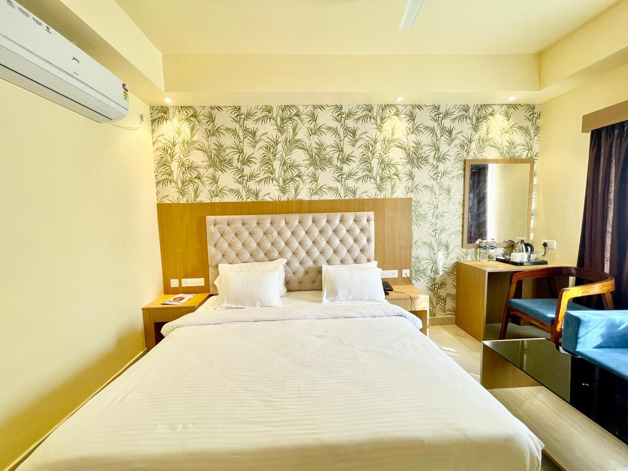 Hotel Trends In 普里 外观 照片